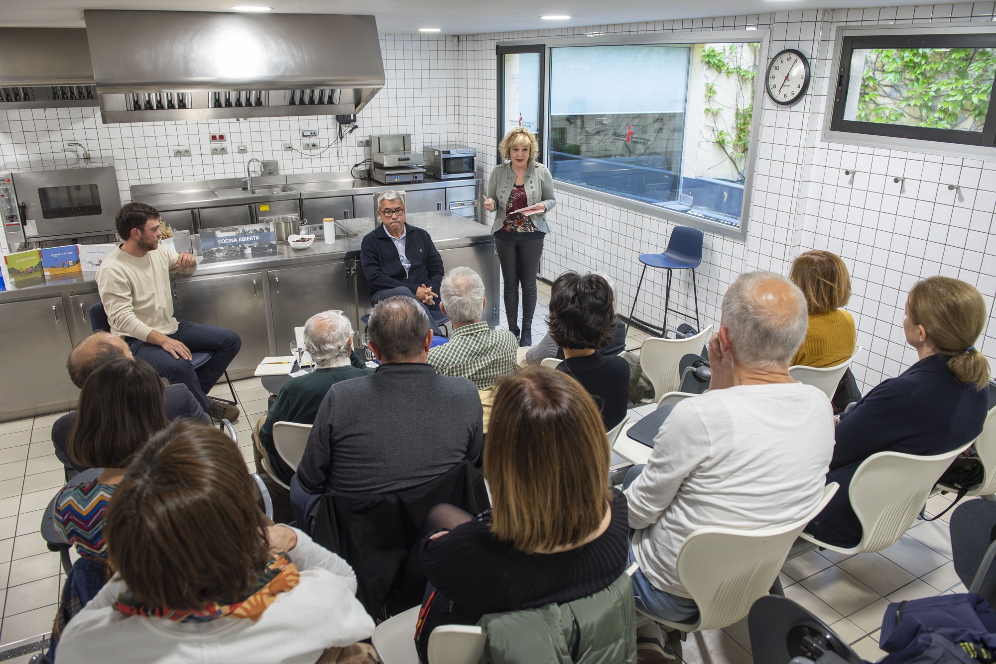 DEL ALGORITMO AL PLATO